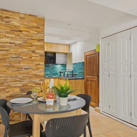 T2 Renove - Centre Historique شقة *