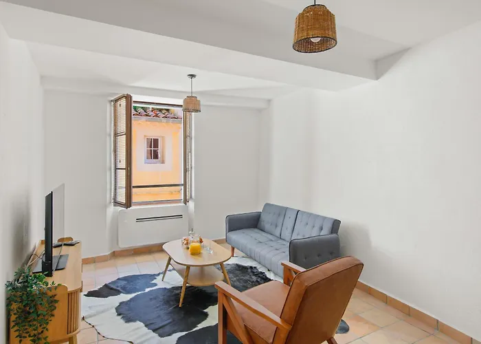 T2 Renove - Centre Historique شقة