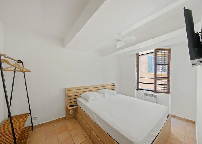 T2 Renove - Centre Historique *